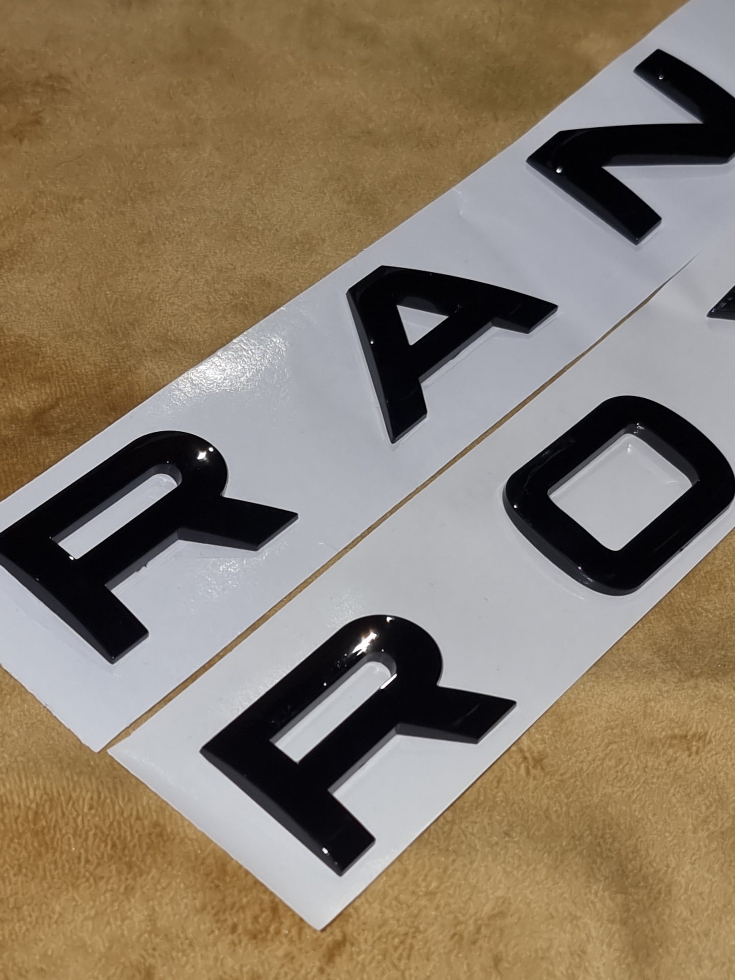 Range Rover Gloss Black Lettering / Badges
