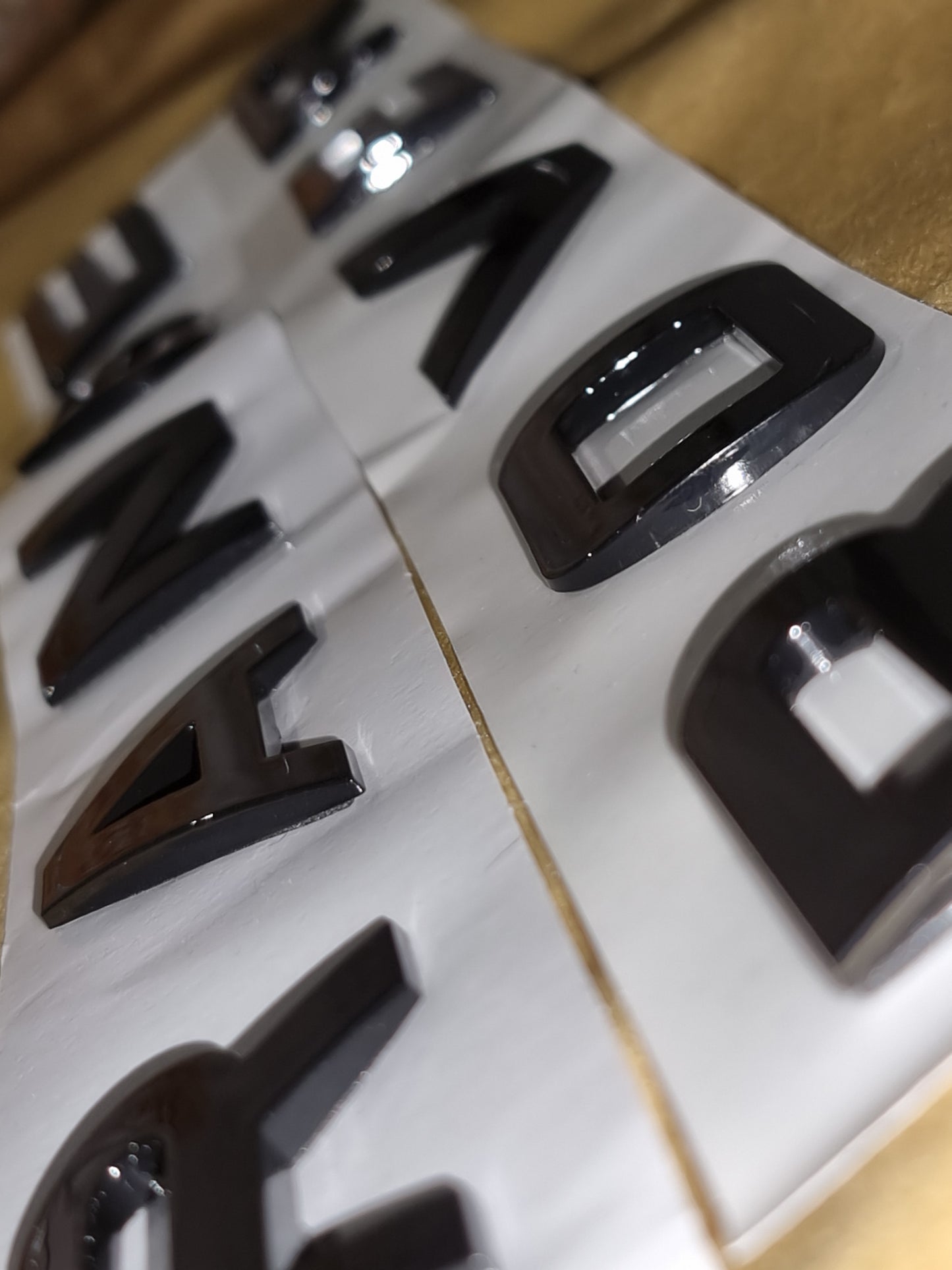 Range Rover Gloss Black Lettering / Badges