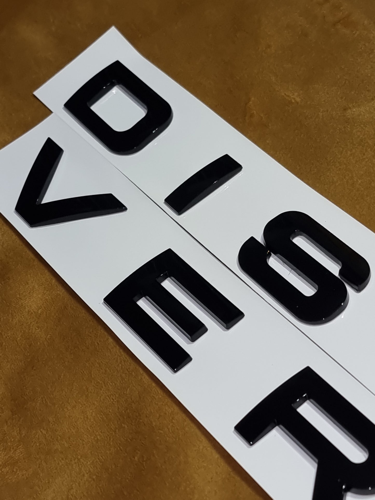 Land Rover Discovery Lettering / Badges